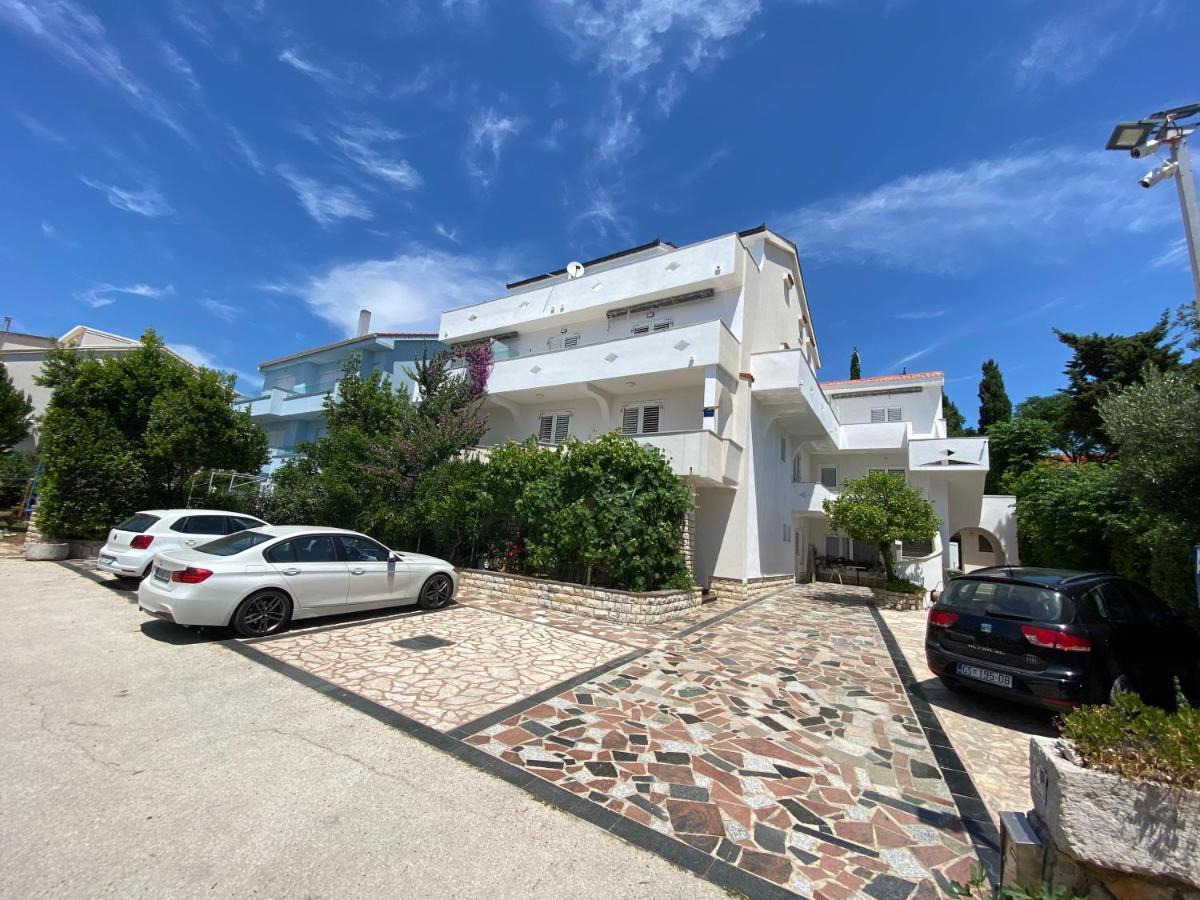 Ferienwohnung Emanuela 2 Novalja Exterior foto