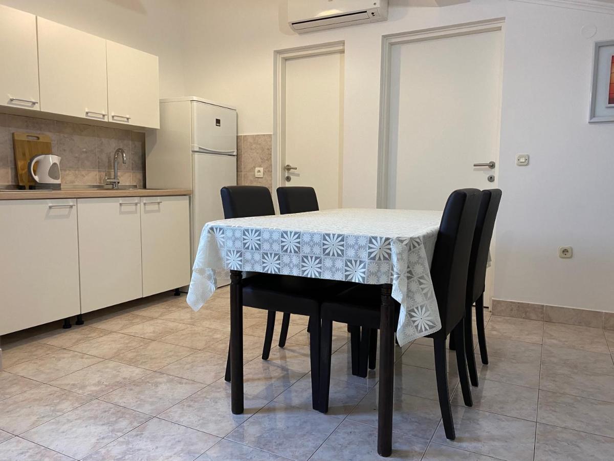 Ferienwohnung Emanuela 2 Novalja Exterior foto