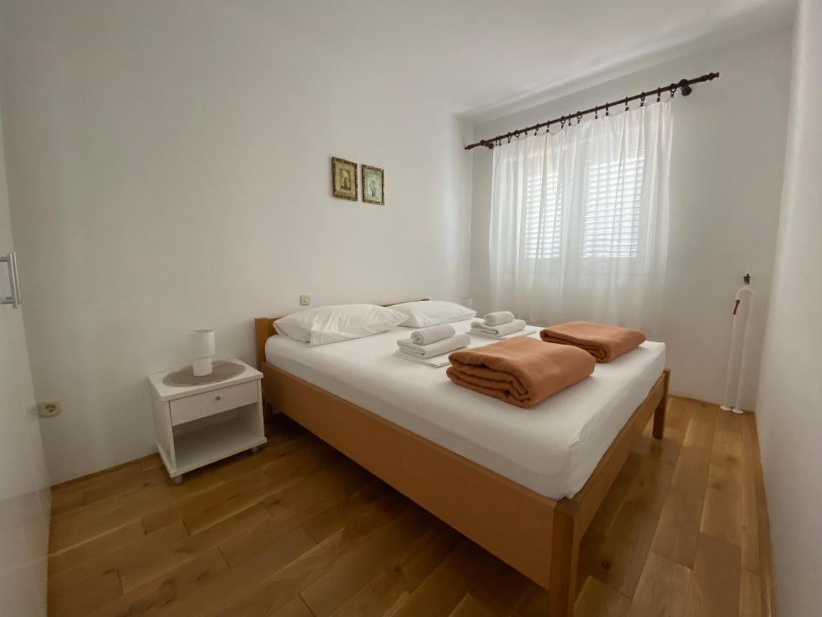 Ferienwohnung Emanuela 2 Novalja Exterior foto