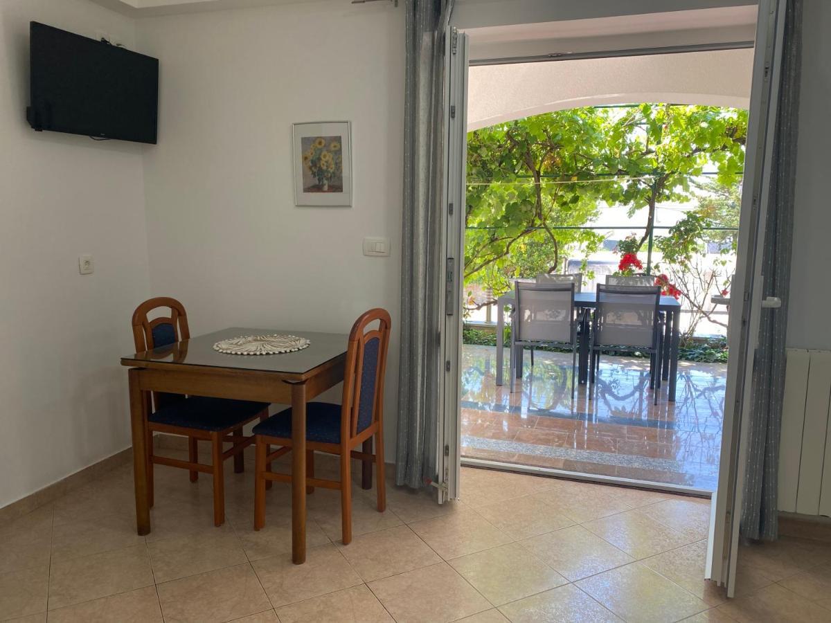 Ferienwohnung Emanuela 2 Novalja Exterior foto