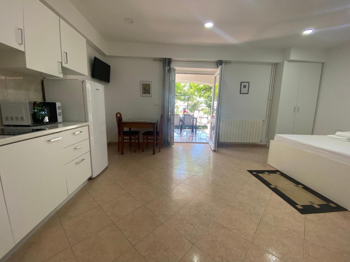 Ferienwohnung Emanuela 2 Novalja Exterior foto
